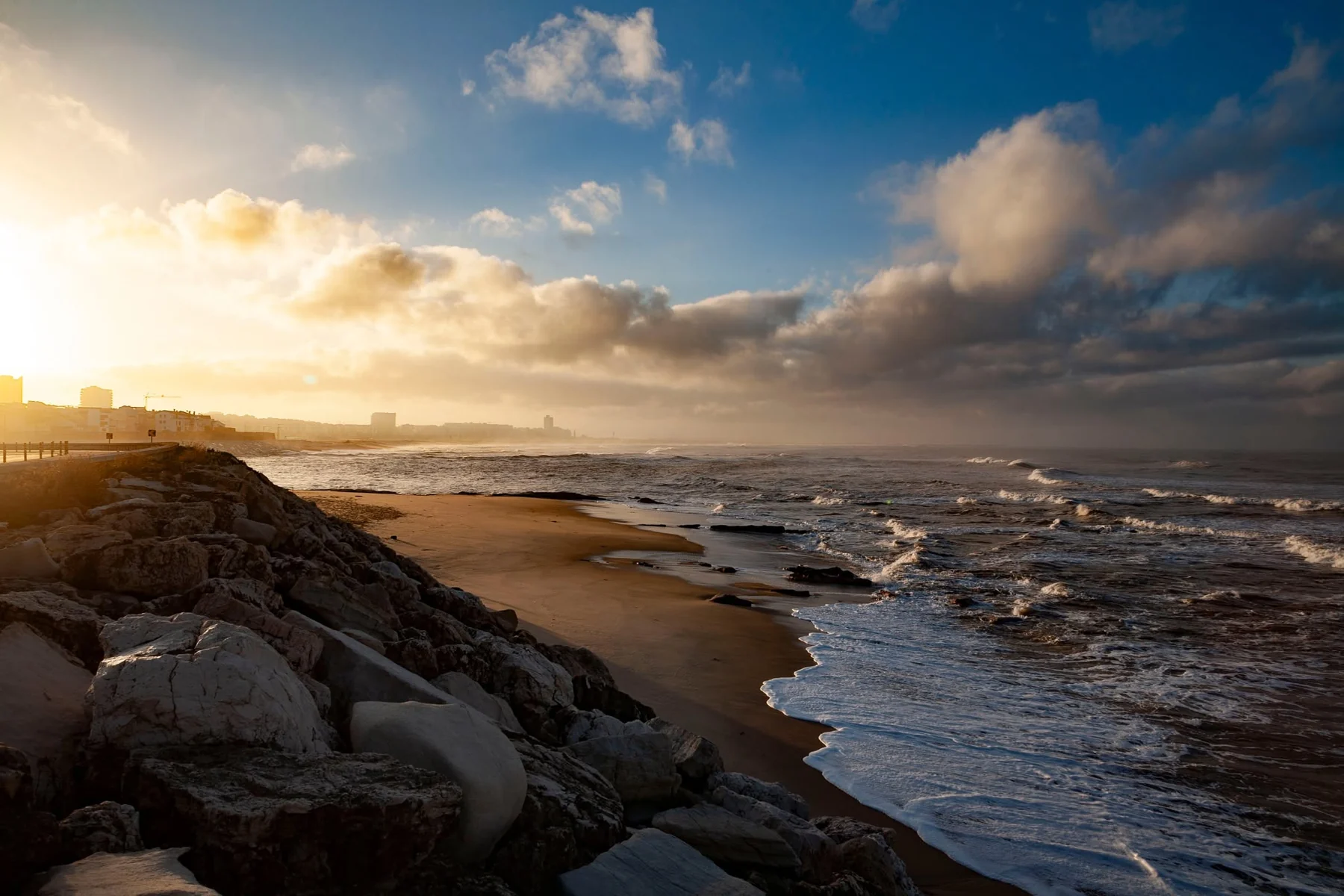 Praia do Cabo Mondego